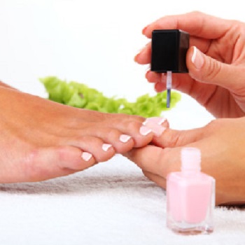 SEASON NAILS & SPA - pedicure